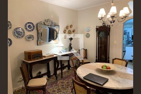 Casa à venda com 4 quartos, 162m² em Granja Julieta, São Paulo