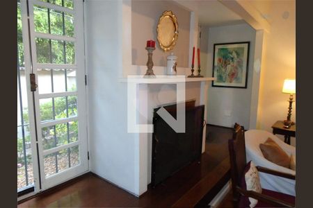 Casa à venda com 4 quartos, 162m² em Granja Julieta, São Paulo