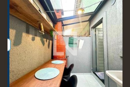 Foto 11 de casa à venda com 2 quartos, 97m² em Vila Chuca, São Paulo