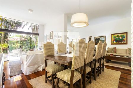 Casa à venda com 3 quartos, 310m² em Brooklin, São Paulo