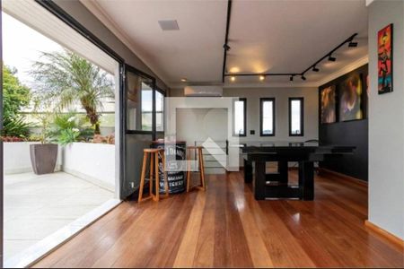 Apartamento à venda com 3 quartos, 277m² em Santo Amaro, São Paulo