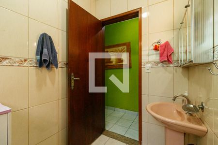 Banheiro 3 de casa à venda com 3 quartos, 164m² em Parque Edu Chaves, São Paulo