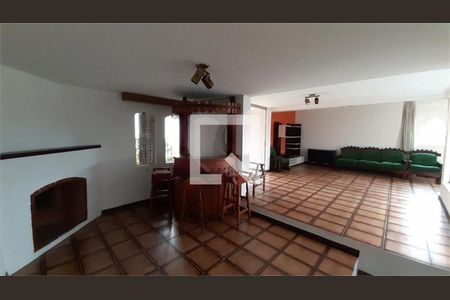 Casa à venda com 4 quartos, 328m² em Brooklin, São Paulo