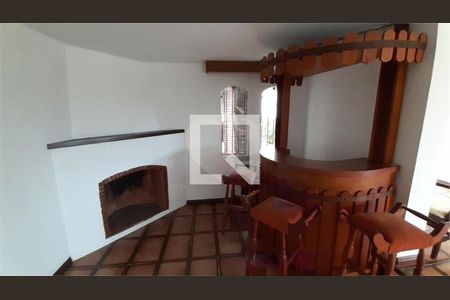 Casa à venda com 4 quartos, 328m² em Brooklin, São Paulo