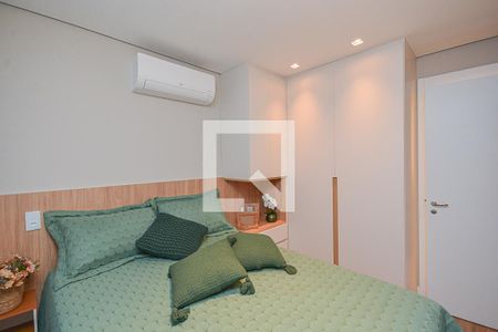 Suite1 de apartamento para alugar com 3 quartos, 123m² em Vila Sofia, São Paulo