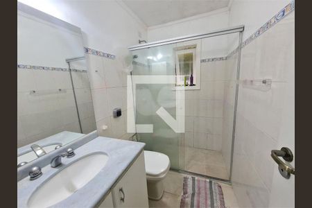 Casa à venda com 4 quartos, 267m² em Interlagos, São Paulo
