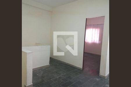 Casa à venda com 4 quartos, 240m² em Vila Sao Francisco (Zona Sul), São Paulo