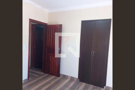 Casa à venda com 4 quartos, 240m² em Vila Sao Francisco (Zona Sul), São Paulo