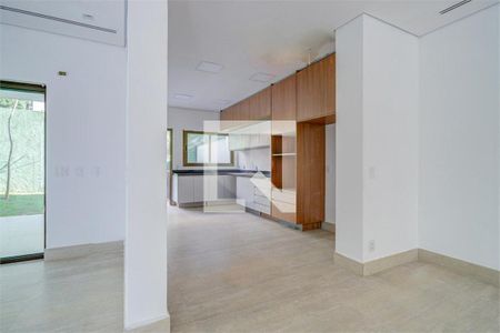 Casa à venda com 4 quartos, 416m² em Santo Amaro, São Paulo