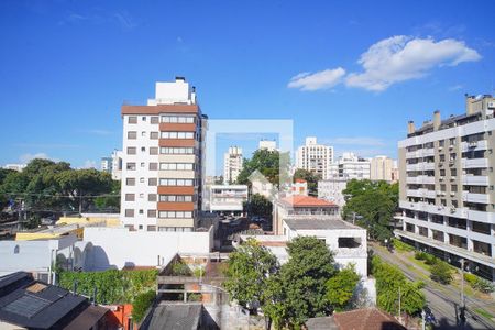 Quarto 1 de apartamento à venda com 3 quartos, 105m² em Passo D’areia, Porto Alegre