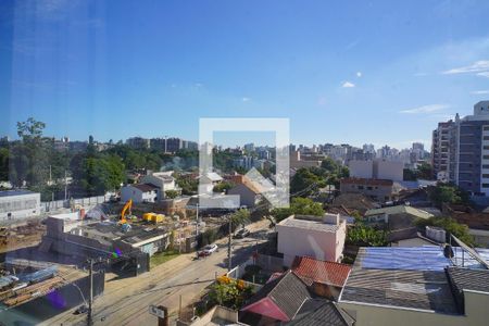 Sala _Vista  de apartamento à venda com 3 quartos, 105m² em Passo D’areia, Porto Alegre