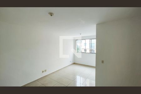 Apartamento à venda com 3 quartos, 69m² em Planalto, Belo Horizonte