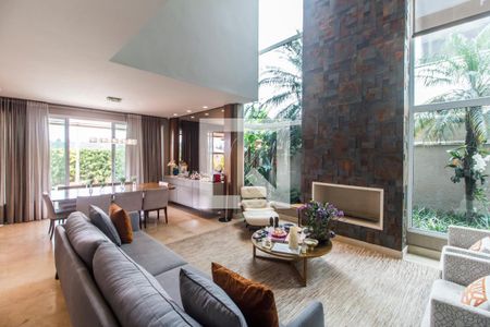 Sala de casa de condomínio à venda com 2 quartos, 341m² em Residencial Burle Marx, Santana de Parnaíba