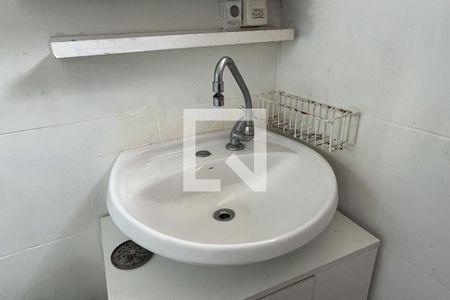 Banheiro da Suíte de apartamento para alugar com 2 quartos, 86m² em Boqueirão, Santos