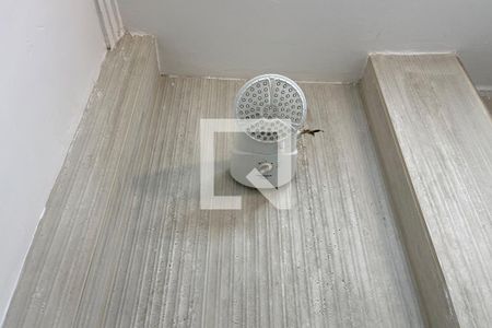 Banheiro da Suíte 1 de apartamento para alugar com 2 quartos, 86m² em Boqueirão, Santos