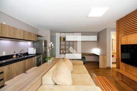Sala e Cozinha de apartamento para alugar com 1 quarto, 57m² em Pinheiros, São Paulo
