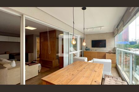 Varanda de kitnet/studio à venda com 1 quarto, 57m² em Pinheiros, São Paulo