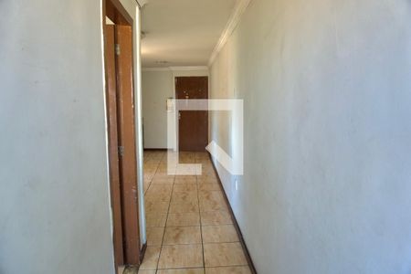 Corredor de apartamento para alugar com 2 quartos, 60m² em Vista Alegre, Belo Horizonte