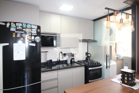 Sala/Cozinha de apartamento à venda com 3 quartos, 51m² em Mário Quintana, Porto Alegre