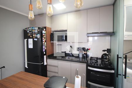 Sala/Cozinha de apartamento à venda com 3 quartos, 51m² em Mário Quintana, Porto Alegre