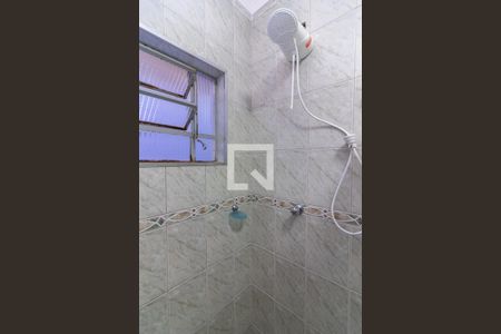 Banheiro de casa à venda com 4 quartos, 200m² em Chora Menino, São Paulo