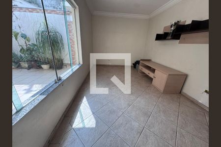 Sala de casa à venda com 3 quartos, 270m² em Vila Prudente, São Paulo