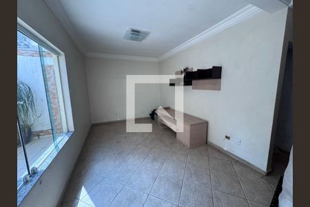 Sala de casa à venda com 3 quartos, 270m² em Vila Prudente, São Paulo