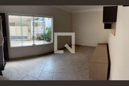 Sala de casa à venda com 3 quartos, 270m² em Vila Prudente, São Paulo