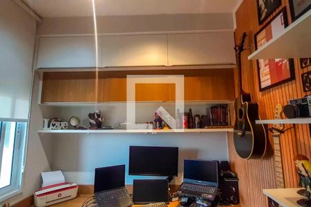 Quarto de apartamento para alugar com 2 quartos, 37m² em Presidente Altino, Osasco