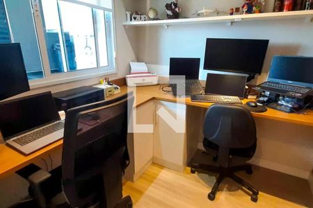 Quarto de apartamento para alugar com 2 quartos, 37m² em Presidente Altino, Osasco