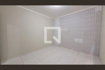 Quarto 01 de casa para alugar com 2 quartos, 94m² em Pequeno Coração, Itaquaquecetuba