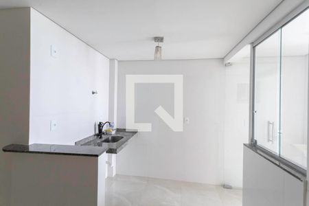 Sala/Cozinha de apartamento para alugar com 2 quartos, 63m² em Parque Xangri-lá, Contagem