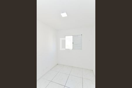 Quarto 1 de apartamento para alugar com 2 quartos, 42m² em Vila Nova Bonsucesso, Guarulhos