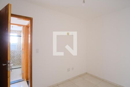 Quarto 2 de apartamento para alugar com 2 quartos, 39m² em Penha de França, São Paulo