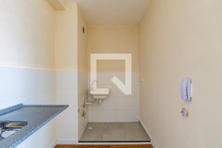 Cozinha de apartamento para alugar com 2 quartos, 37m² em Bom Retiro, São Paulo