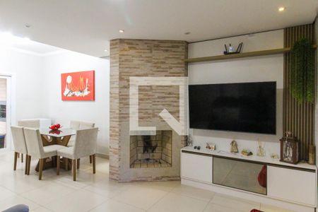 Sala de casa para alugar com 4 quartos, 155m² em Fátima, Canoas