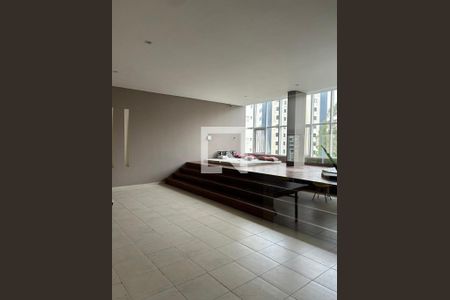 Foto 03 de apartamento para alugar com 4 quartos, 200m² em Vila Andrade, São Paulo