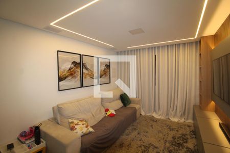 Sala de casa à venda com 4 quartos, 220m² em Imirim, São Paulo