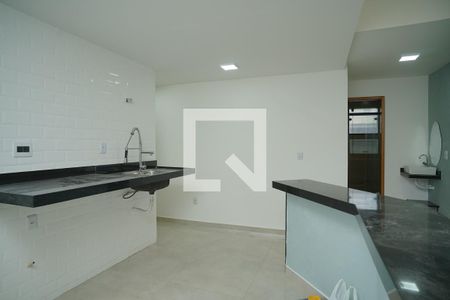 Cozinha de casa de condomínio para alugar com 3 quartos, 360m² em Bosque Fundo, Maricá
