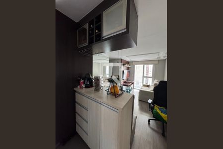 Sala de apartamento à venda com 2 quartos, 47m² em Taboão, São Paulo