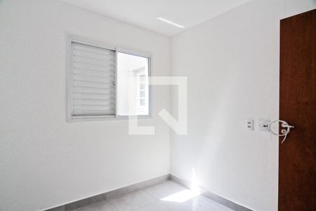 Quarto 2 de apartamento para alugar com 2 quartos, 80m² em Vila Clarice, São Paulo