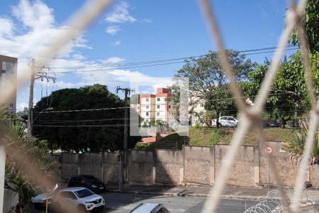 Varanda da sala - Vista de apartamento à venda com 3 quartos, 70m² em Jardim Guanabara, Belo Horizonte