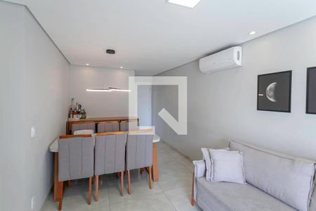 Sala de apartamento à venda com 3 quartos, 70m² em Jardim Guanabara, Belo Horizonte