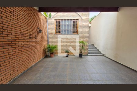 Casa à venda com 3 quartos, 144m² em Vila Marari, São Paulo