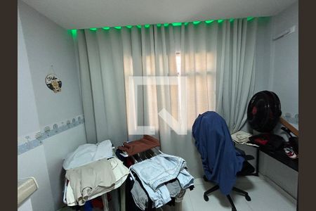 Quarto 1 de apartamento para alugar com 2 quartos, 48m² em Anchieta, Nilópolis