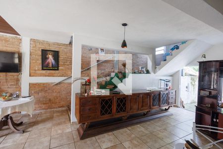 Sala de casa para alugar com 3 quartos, 5000m² em Granjas Rurais Reunidas São Judas Tadeu, Taubaté