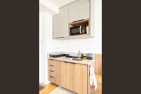 Cozinha de kitnet/studio para alugar com 1 quarto, 24m² em Vila Nova Conceição, São Paulo