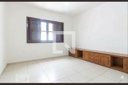 Casa à venda com 6 quartos, 400m² em Vila Lageado, São Paulo