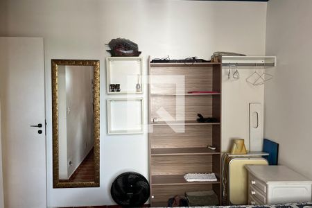 Quarto 2 de apartamento para alugar com 2 quartos, 65m² em Embaré, Santos