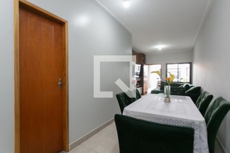 Sala de casa à venda com 3 quartos, 117m² em Itaquera, São Paulo